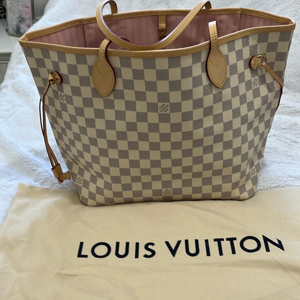 Louis Vuitton MM Neverful Azur with Ballerina Pink
